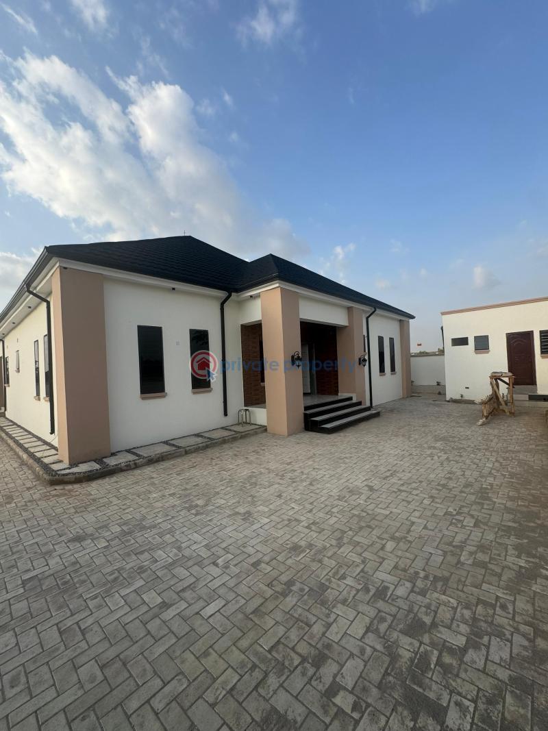 3 bedroom Detached Duplex For Sale Dakwo Abuja Phase 3  - 1