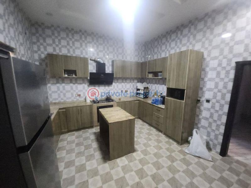 3 bedroom Detached Bungalow For Sale Thomas Estate Ajah Lagos - 6
