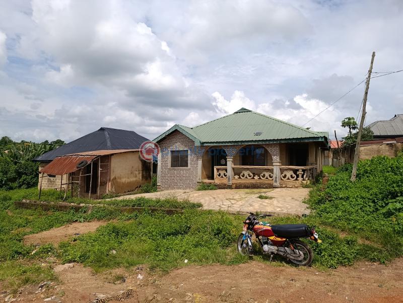 Bungalow For Sale Estate Ojoo Ibadan Oyo - 1