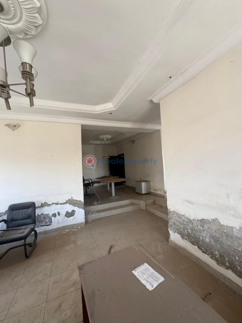 3 bedroom Detached Bungalow For Sale Apo Abuja Phase 2  - 3