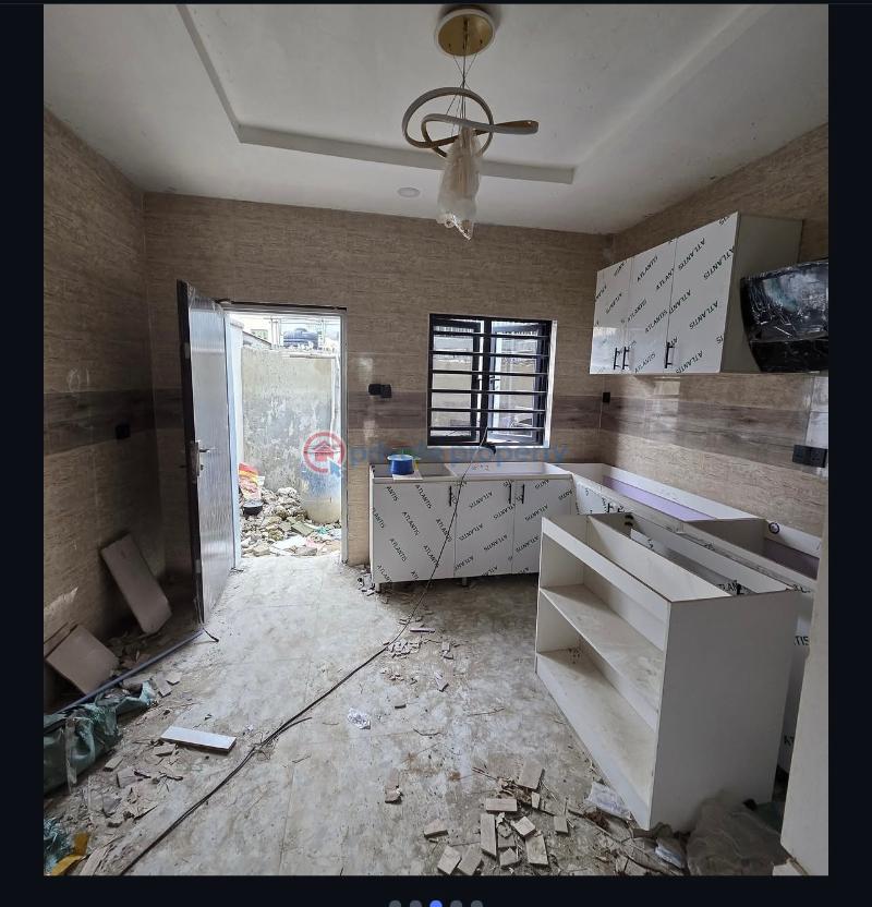 3 bedroom Detached Duplex For Sale Mainland Lagos Ilupeju Lagos - 2