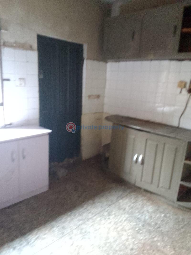 3 bedroom Flat & Apartment For Rent Akowonjo Alimosho Lagos - 5