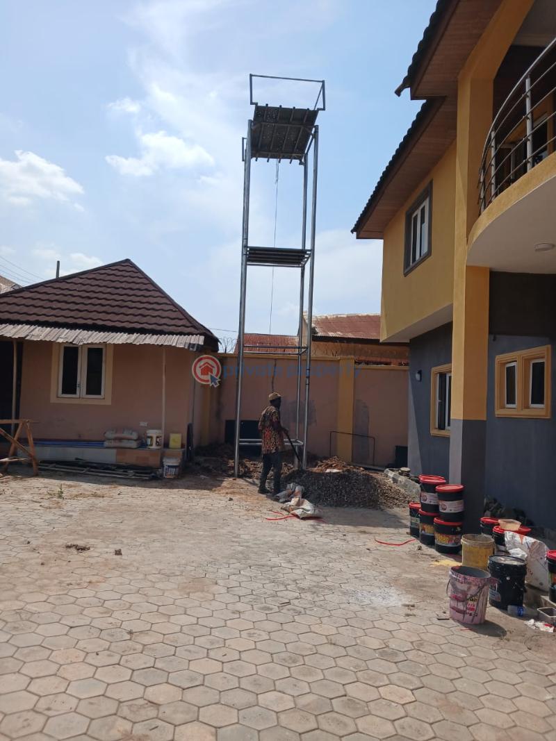 Flat & Apartment For Rent At Ayegoro Okebadan Area Akobo Ibadan Akobo Ibadan Oyo - 8