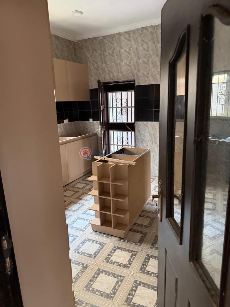 Flat & Apartment For Rent At Ayegoro Okebadan Area Akobo Ibadan Akobo Ibadan Oyo - 12