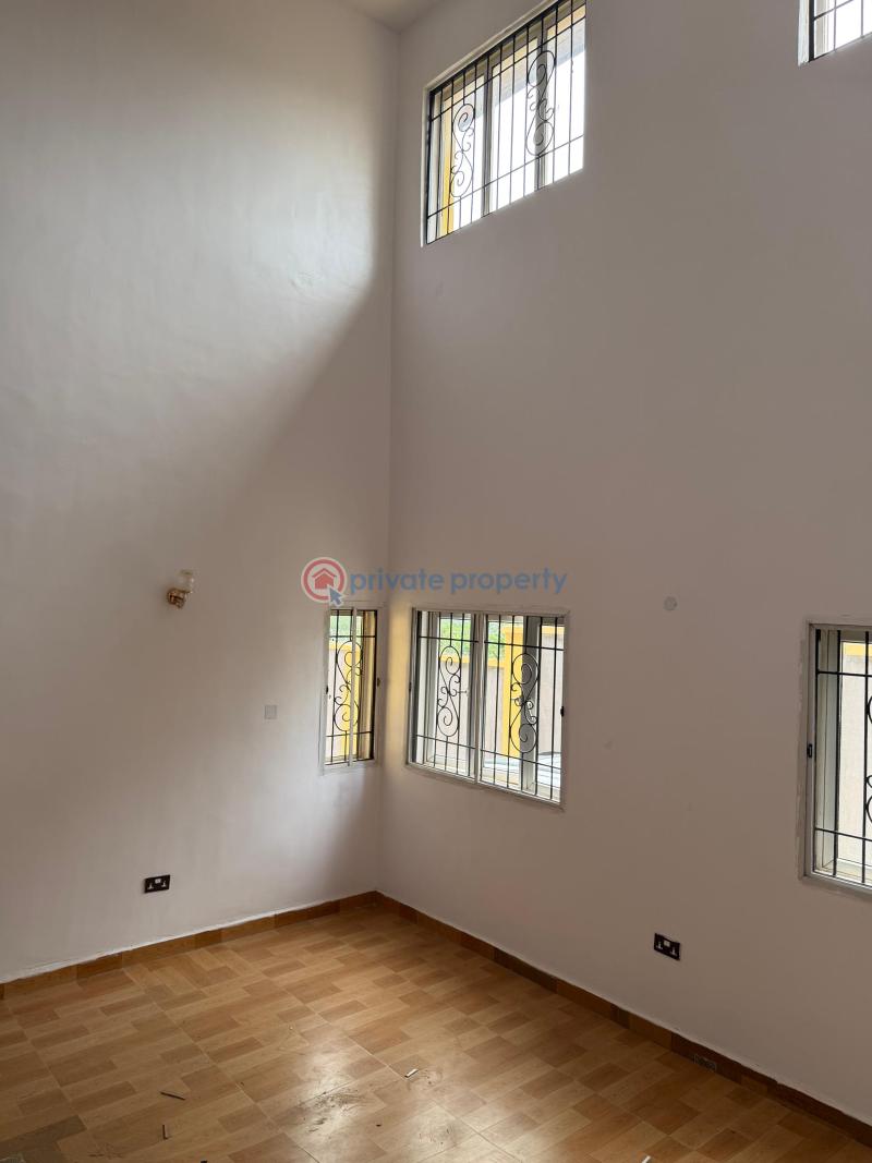Flat & Apartment For Rent At Ayegoro Okebadan Area Akobo Ibadan Akobo Ibadan Oyo - 11