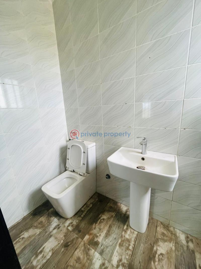 3 bedroom Duplex For Rent Kobiowu Crescent Iyanganku Ibadan Oyo - 2