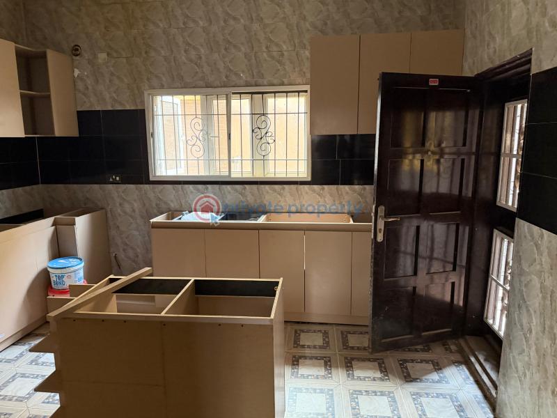 Flat & Apartment For Rent At Ayegoro Okebadan Area Akobo Ibadan Akobo Ibadan Oyo - 17