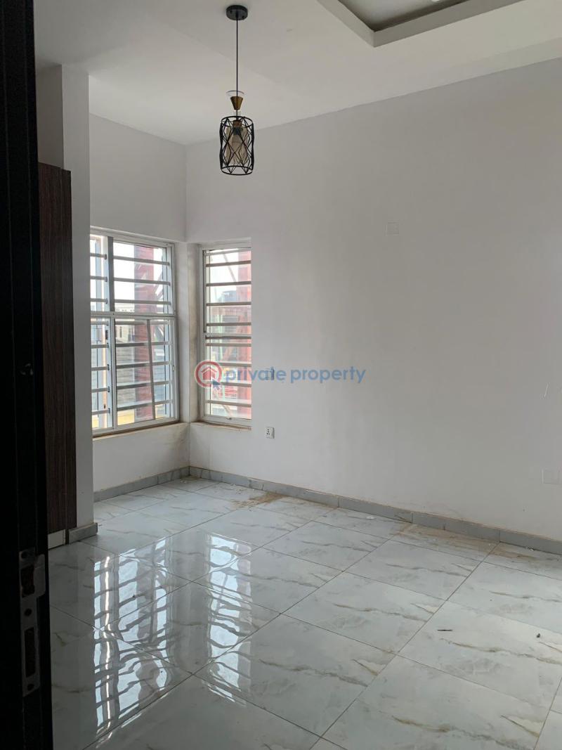 House For Rent Location: Carlton Gate Estate, Akobo. Akobo Ibadan Oyo - 5