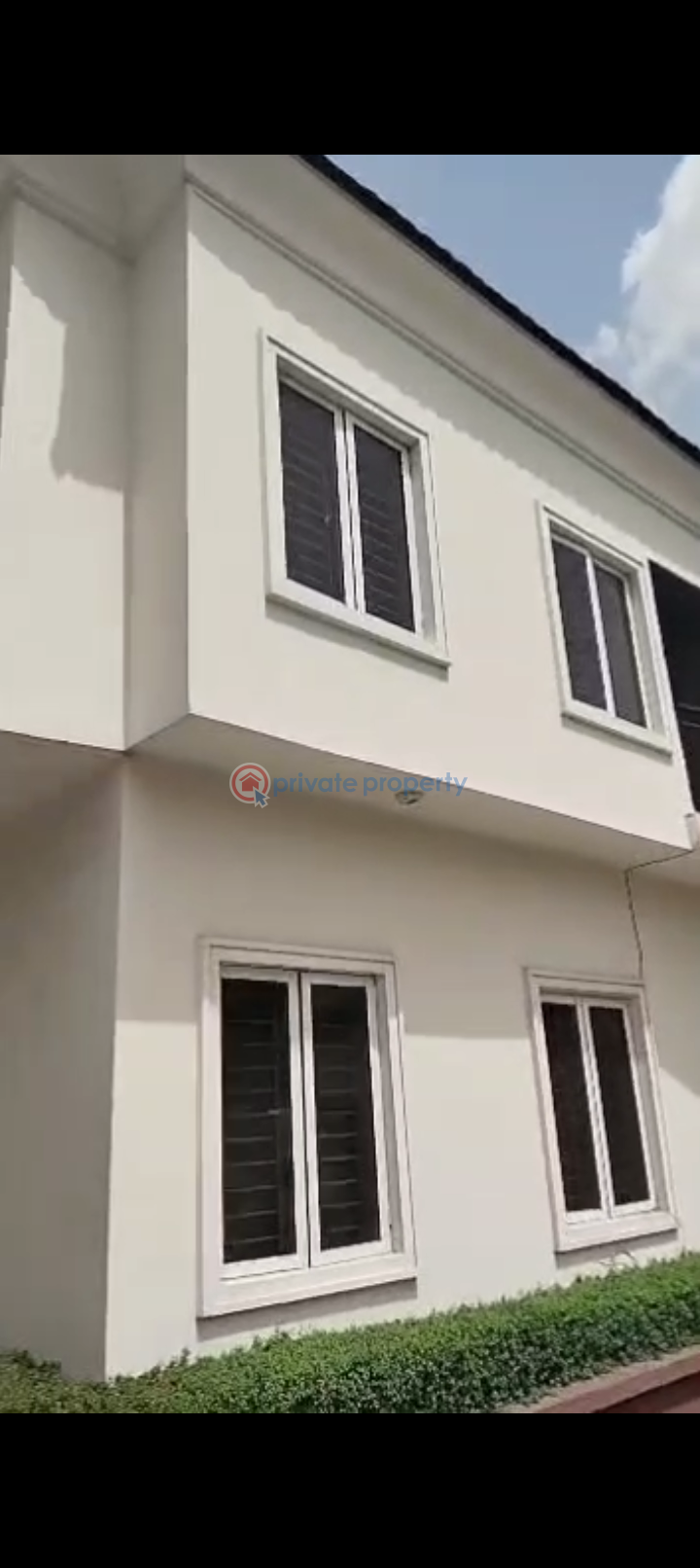 House For Rent Magodo Kosofe/Ikosi Lagos - 3