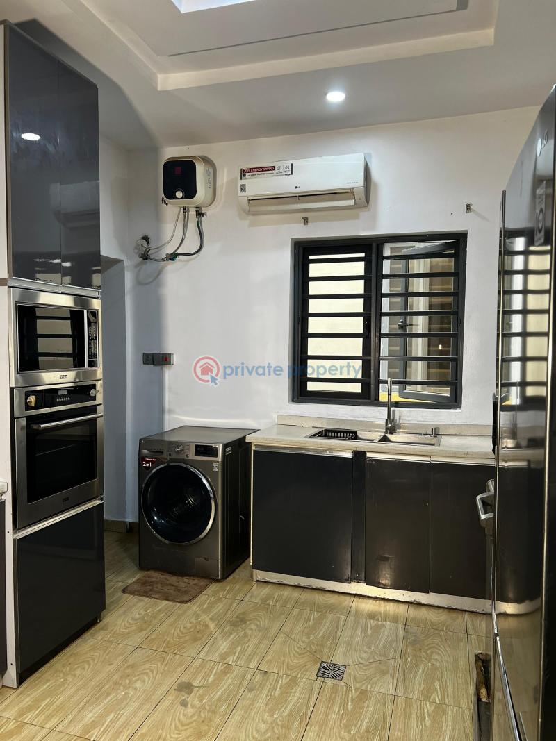 3 bedroom Duplex Short let Mende Maryland Lagos - 14