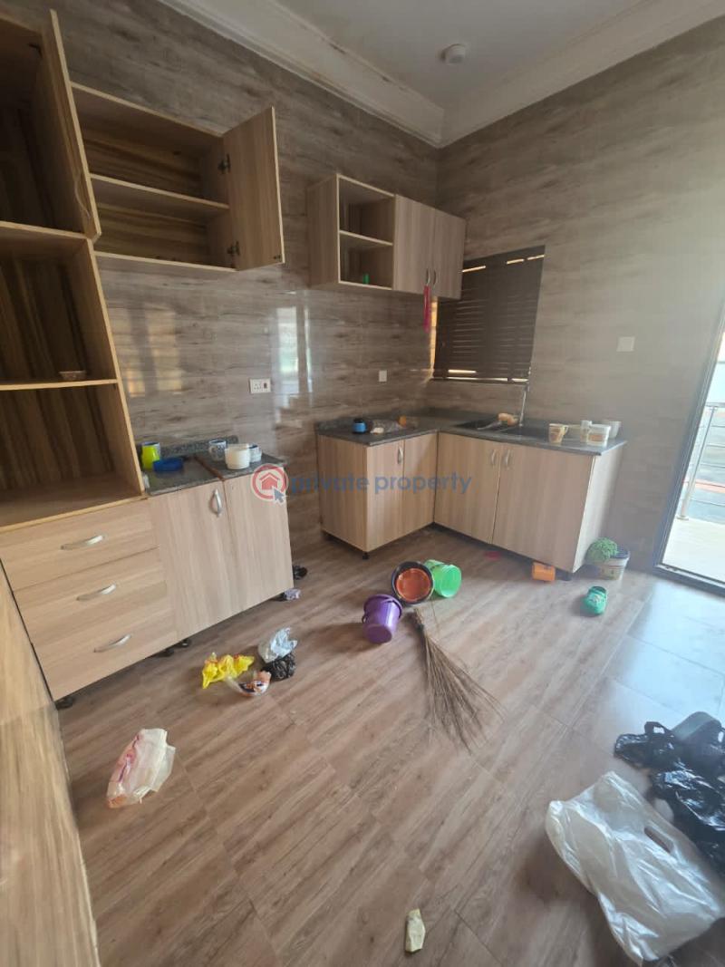 3 bedroom Block Of Flats For Rent Carlton Gate Estate Akobo Akobo Ibadan Oyo - 0