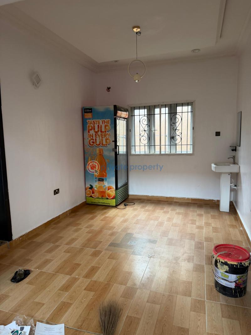 Flat & Apartment For Rent At Ayegoro Okebadan Area Akobo Ibadan Akobo Ibadan Oyo - 9