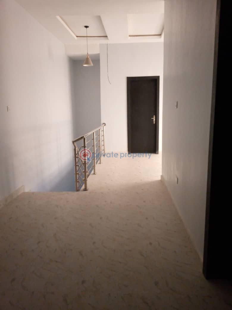 3 bedroom Semi detached Duplex For Sale Magodo GRA Phase 1 Ojodu Lagos - 5