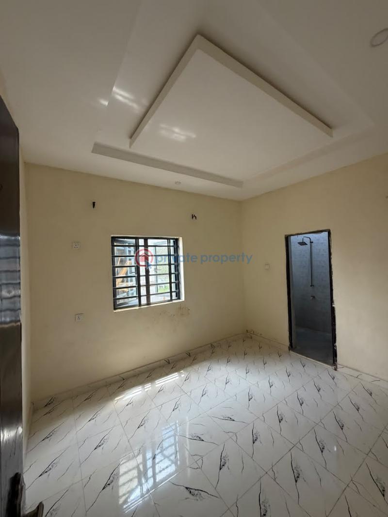 Flat & Apartment For Rent At Ikolaba Estate, Band A Electricity, Tarred Road To The House In A Serene Ibadan Oyo - 3