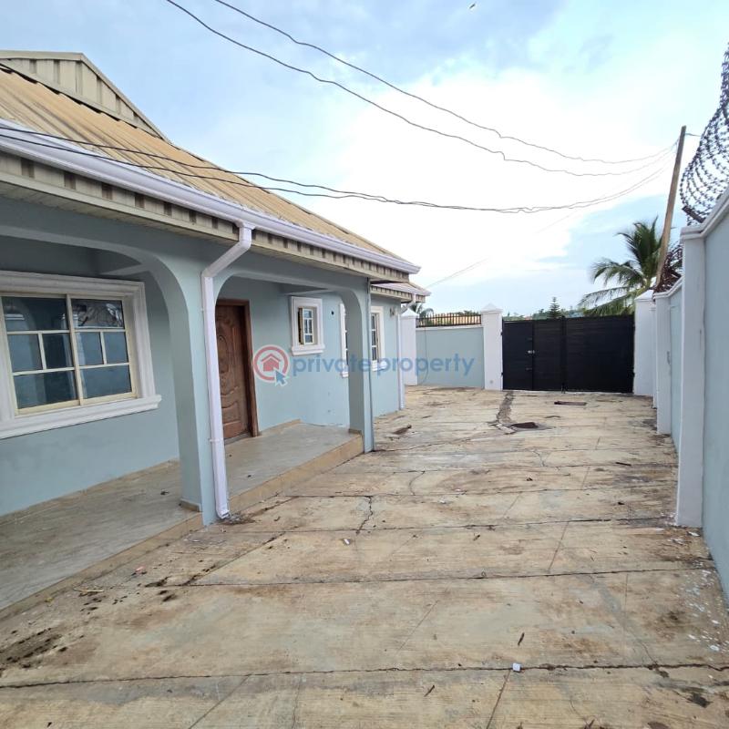 3 bedroom Block Of Flats For Rent Apata Ibadan Oyo - 2