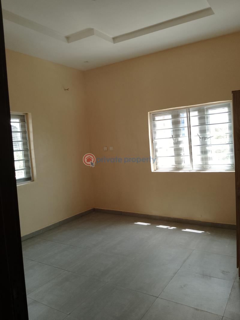 3 bedroom Block Of Flats For Rent Behind Dss, Ile Tuntun, Jericho Extension, Ibadan Ibadan Oyo - 2