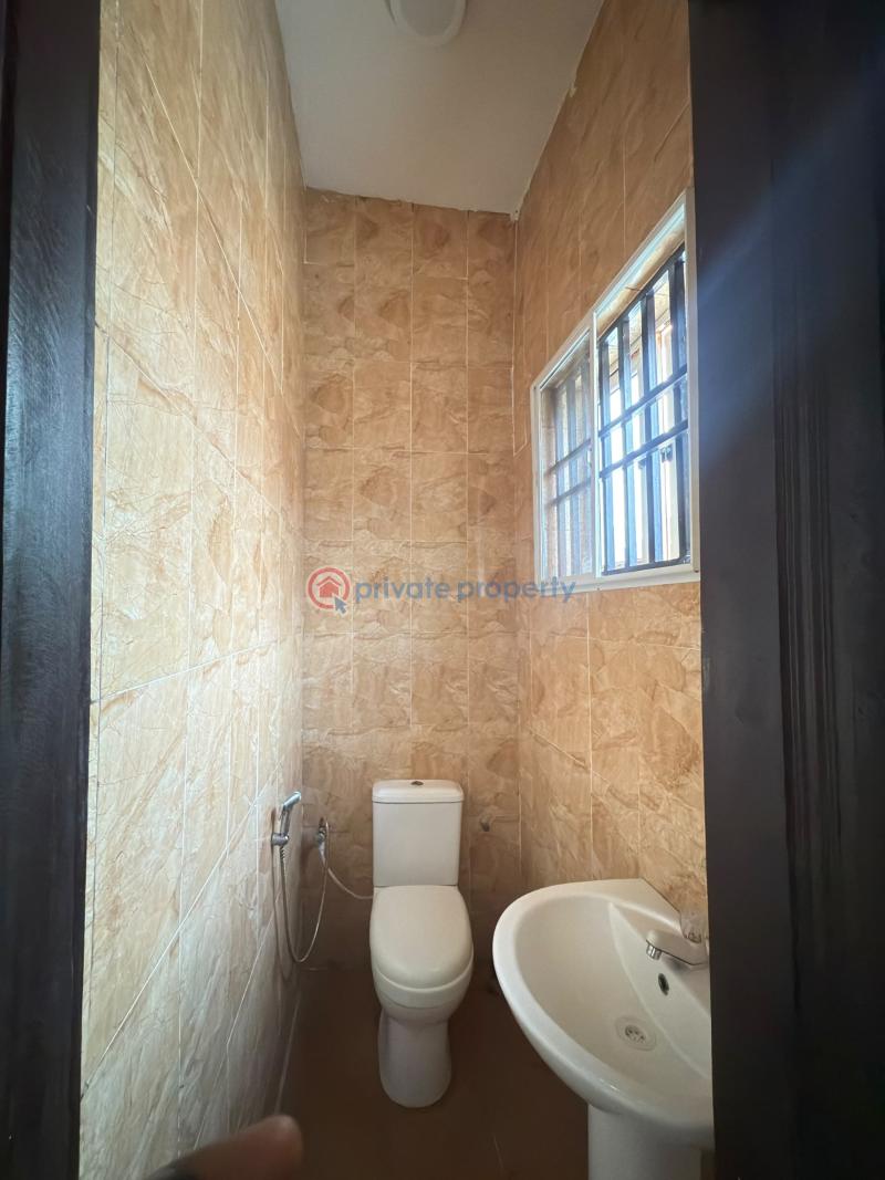 3 bedroom Block Of Flats For Rent Soneye Estate, Akala Way, Akobo, Ibadan Akobo Ibadan Oyo - 5