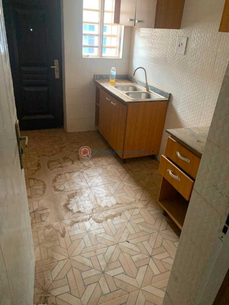 3 bedroom Block Of Flats For Rent Oke Ibukun, Elebu, Akala Express, Ibadan Akala Express Ibadan Oyo - 4
