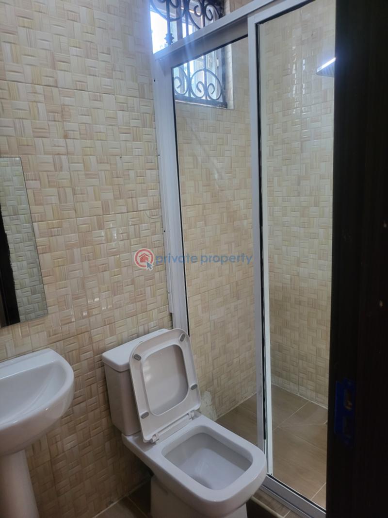 3 bedroom Block Of Flats For Rent Okupe Estate Mende Maryland Lagos - 8