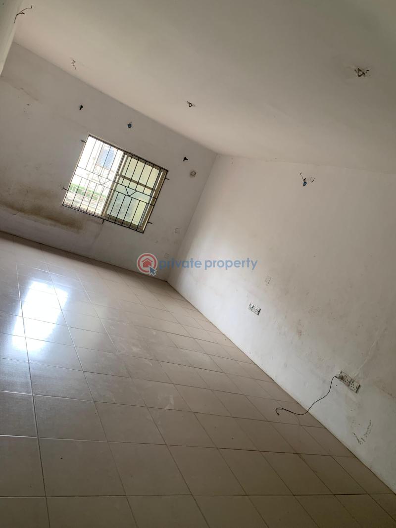Flat & Apartment For Rent At Aare Avenue, Oluyole Estate, Ibadan Ibadan Oyo - 2