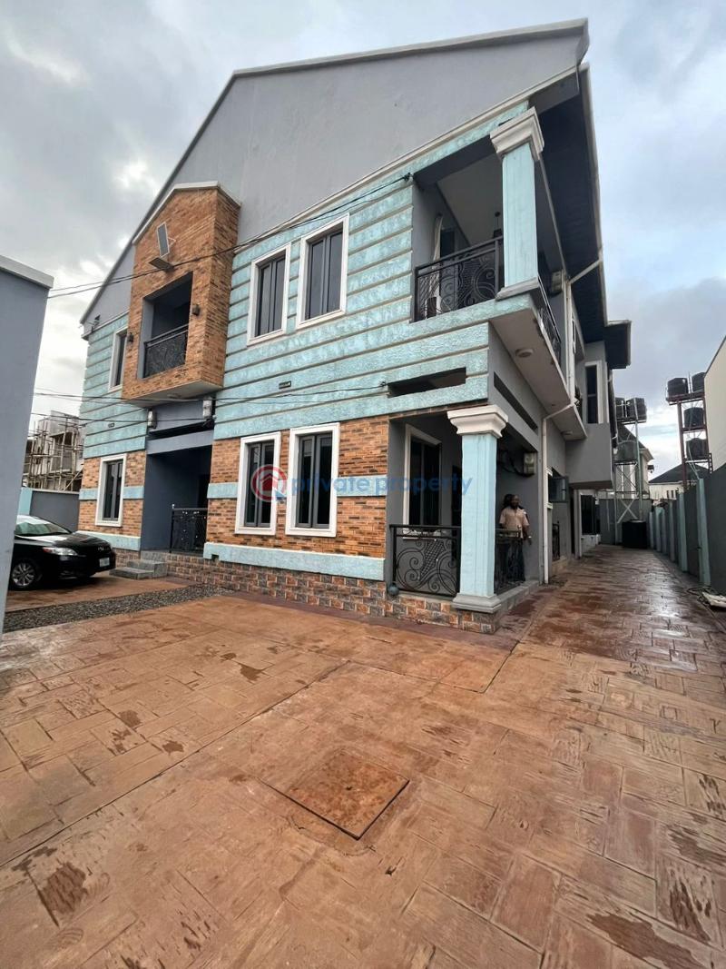 House For Rent At Carlton Gate Estate Akobo Gra Ibadan Oyo - 0