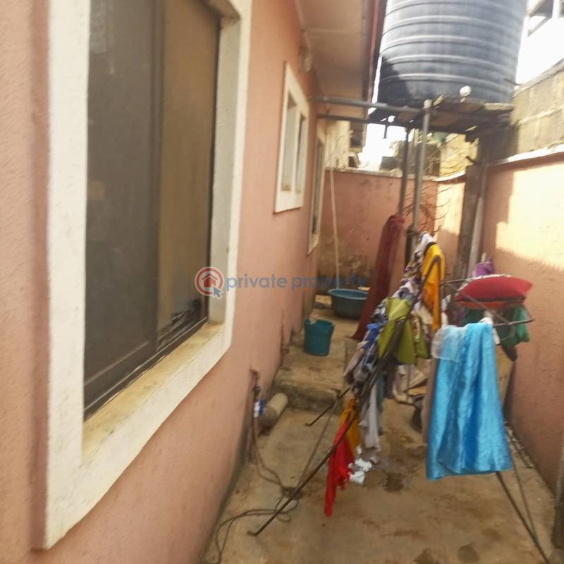 3 bedroom Block Of Flats For Sale Ayobo Ipaja Lagos - 0