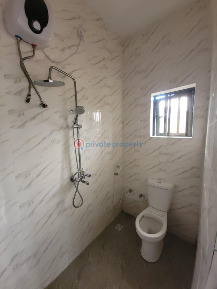 House For Rent At Kolapo Ishola Gra Ibadan Oyo - 8