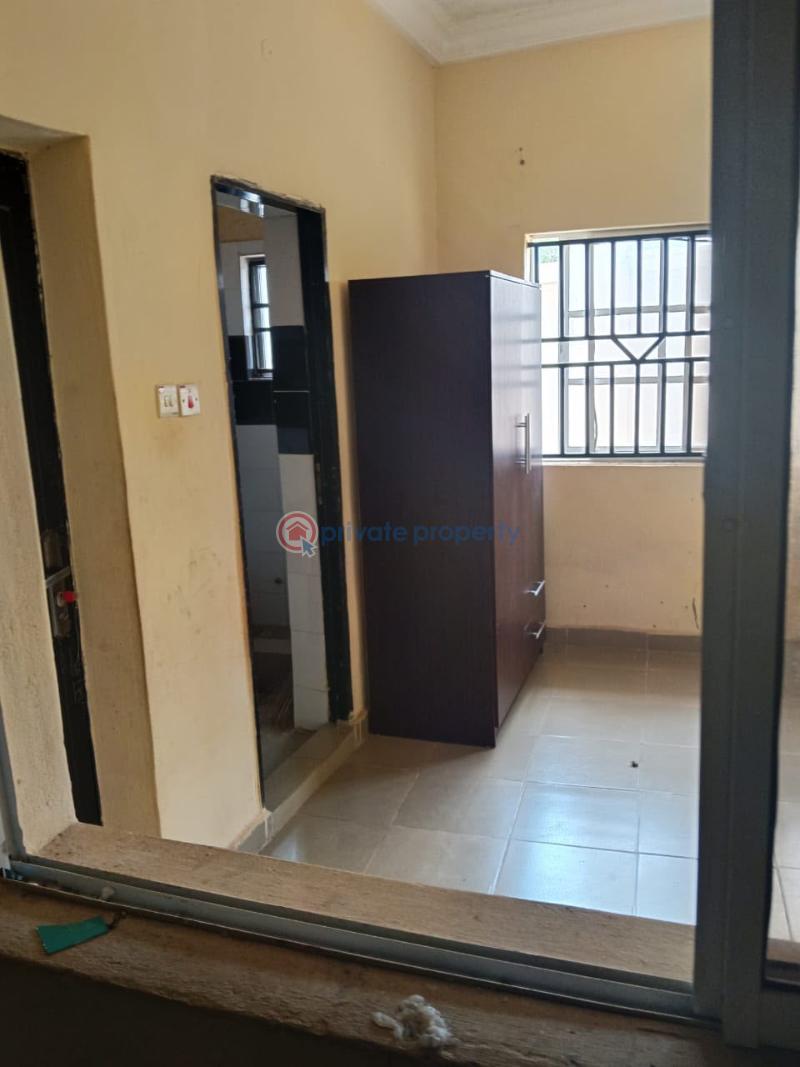 3 bedroom Block Of Flats For Rent Adeoje Estate, Akala Express, Oluyole Extension, Ibadan Bodija Ibadan Oyo - 7