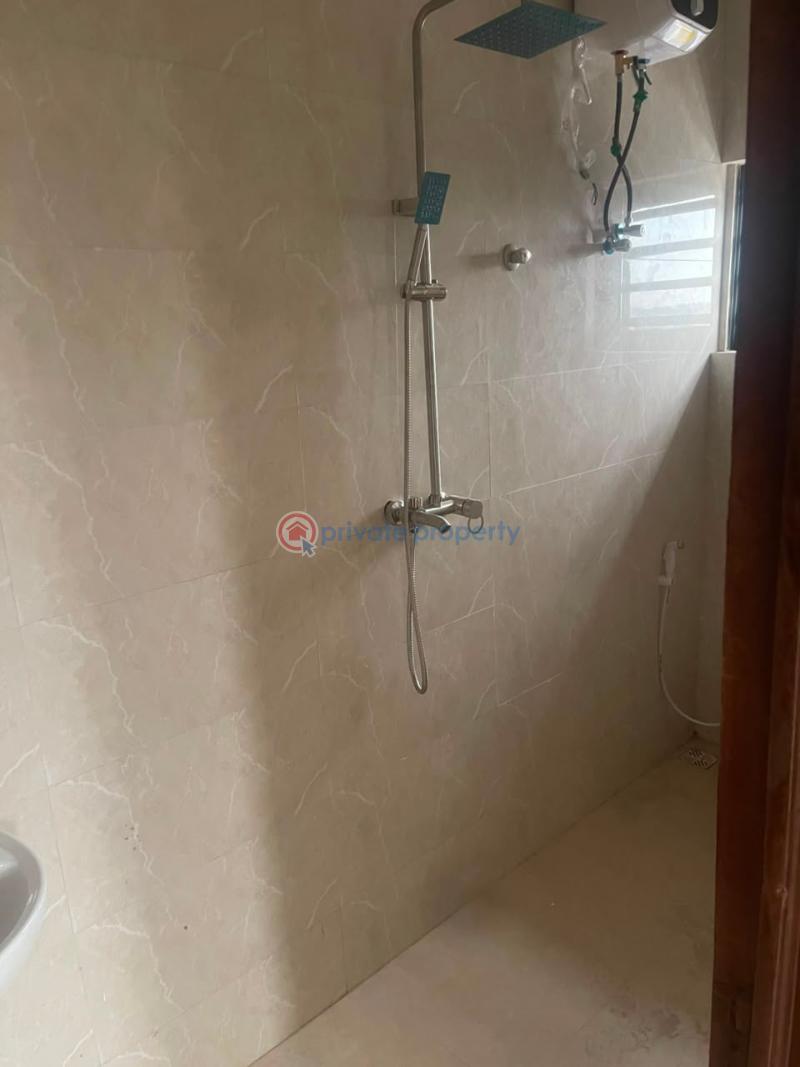 Flat & Apartment For Rent Ajeigbe, Ring Road, Ibadan. Ibadan Oyo - 8