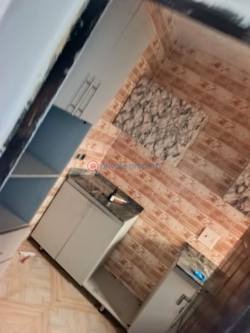 3 bedroom Block Of Flats For Rent Green View Estate, Kasumu, Tipper Garage, Akala Express, Ibadan Akala Express Ibadan Oyo - 5