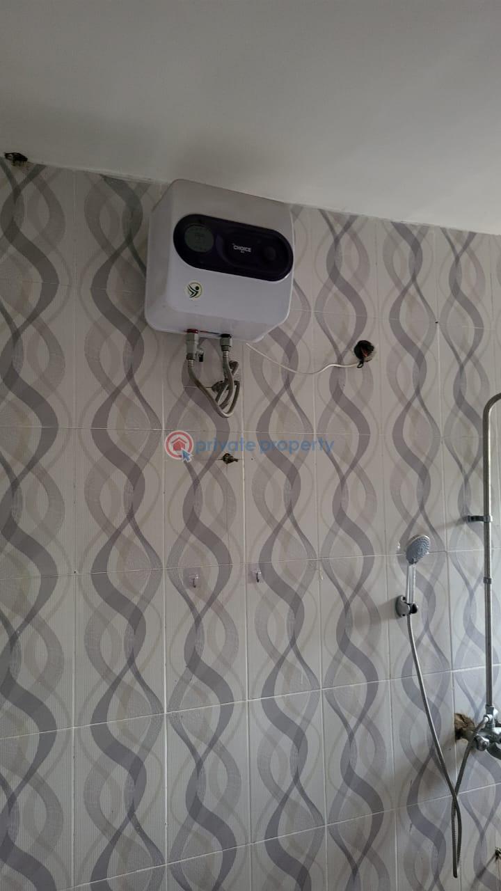 3 bedroom Block Of Flats For Rent Oladele Phase 2, Ile Tuntun, Idi Ishin Extension, Ibadan Idishin Ibadan Oyo - 1