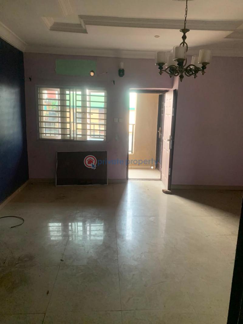 3 bedroom Block Of Flats For Rent Olowora Omole Phase 2 Extension Kosofe Kosofe/Ikosi Lagos - 0