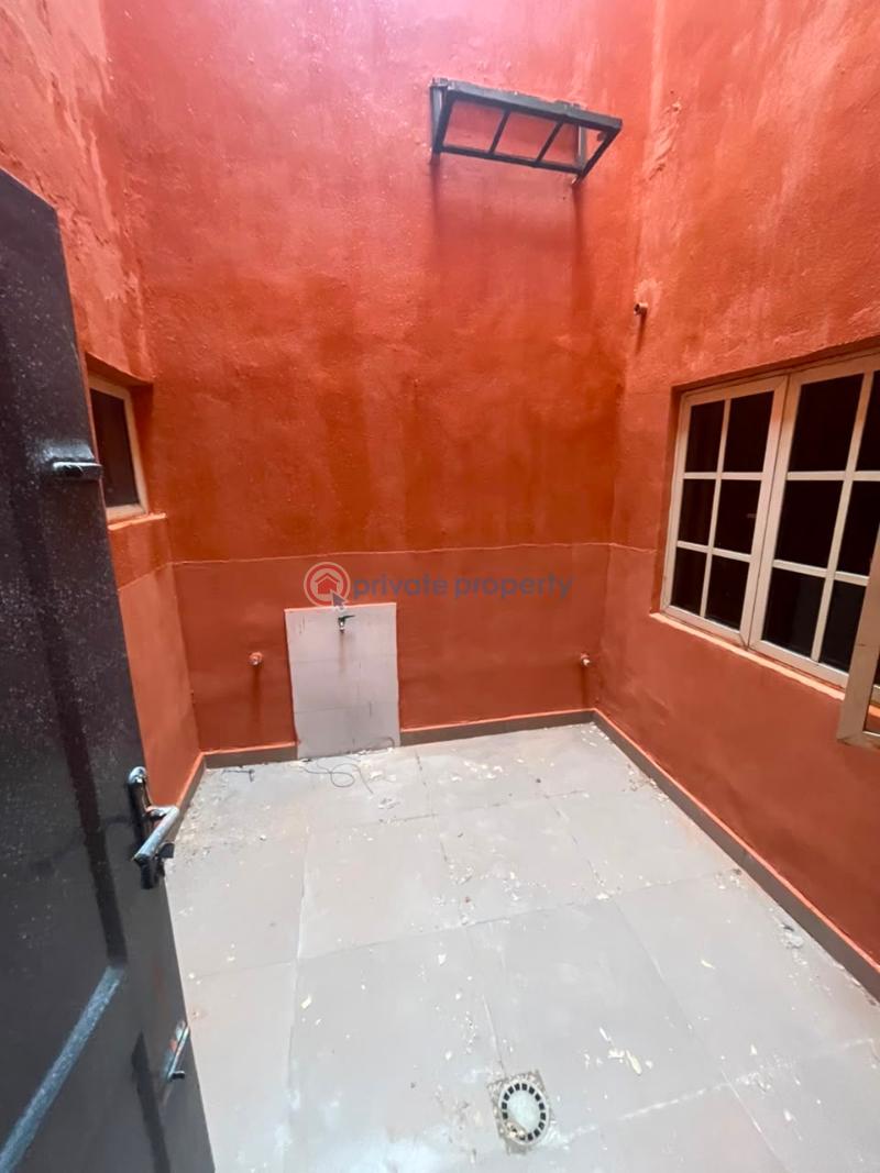 3 bedroom Block Of Flats For Rent Magodo Gra Phase 1 Magodo Kosofe/Ikosi Lagos - 1