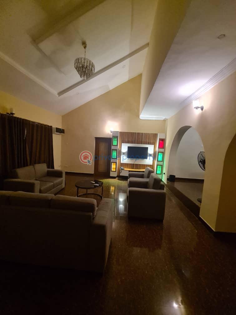3 bedroom Block Of Flats For Rent Onireke Gra, Jericho, Ibadan Ibadan Oyo - 8