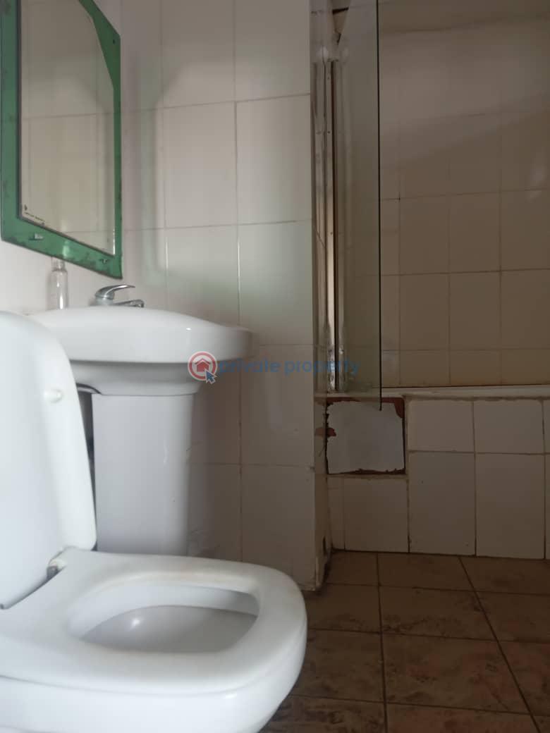 3 bedroom Block Of Flats For Rent 1004 Gerard Road Ikoyi Lagos - 7