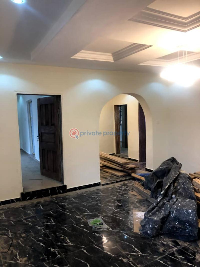 House For Rent Location: Ire Akari Street, Eniola Bus Stop, Behind Eniola Fueling Station, Ologuneru Ibadan Oyo - 0