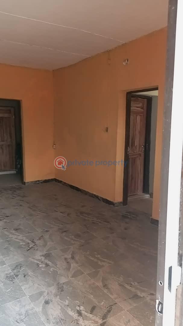 3 bedroom Flat & Apartment For Rent Jakande Estate Isolo Lagos - 8