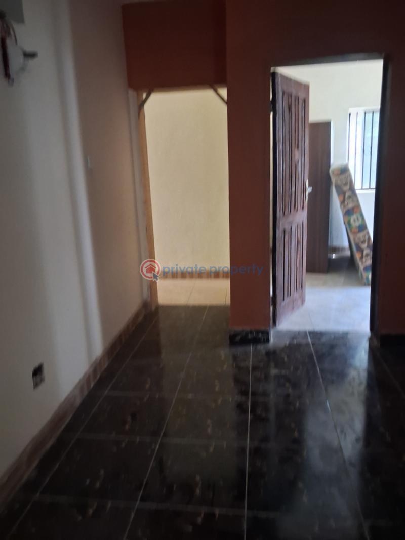 3 bedroom Block Of Flats For Rent In An Estate Magboro Lagos Extension Ogun - 1