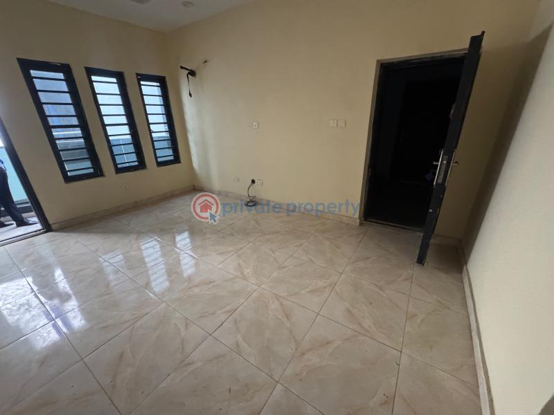 3 bedroom Block Of Flats For Sale Yabatech Staff Quarters Yaba Lagos - 6
