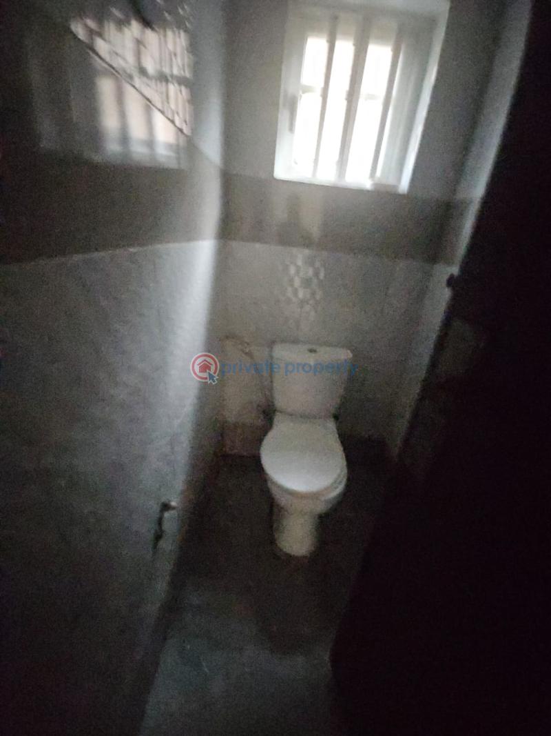 3 bedroom Block Of Flats For Rent Magodo Phase 1 Magodo Kosofe/Ikosi Lagos - 4
