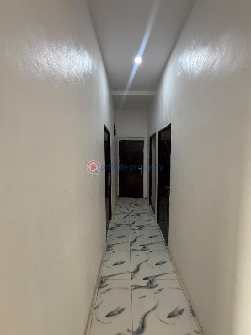 Flat & Apartment For Rent At Ikolaba Estate, Band A Ibadan Oyo - 5
