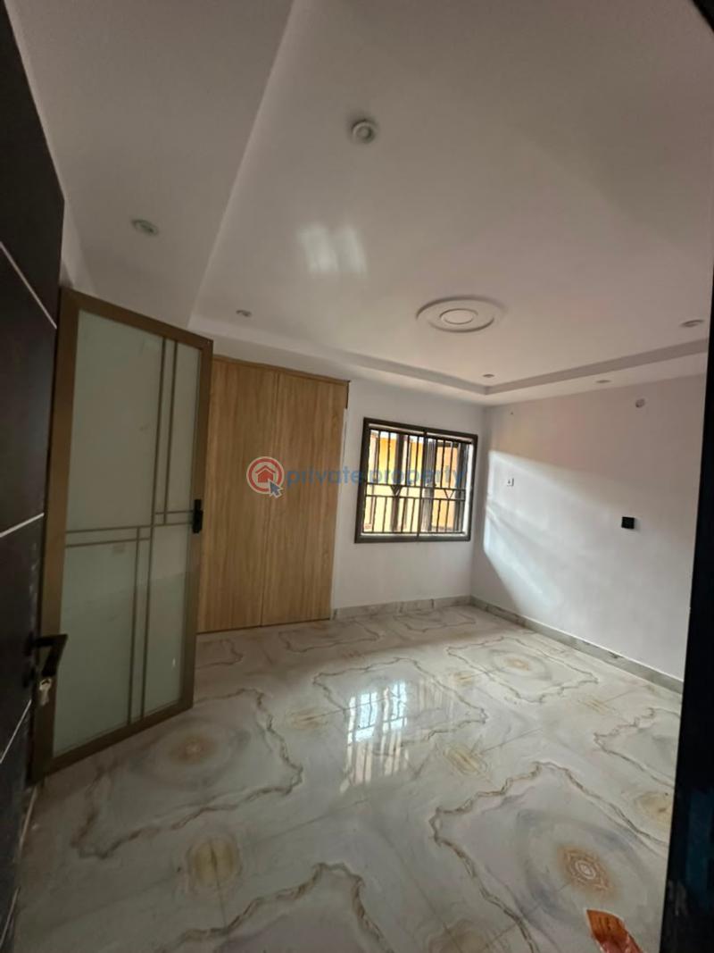 1 bedroom Mini Flat For Rent Iyaganku, Opp Mobil Filling Station, Ringroad, Ibadan Ibadan Oyo - 3