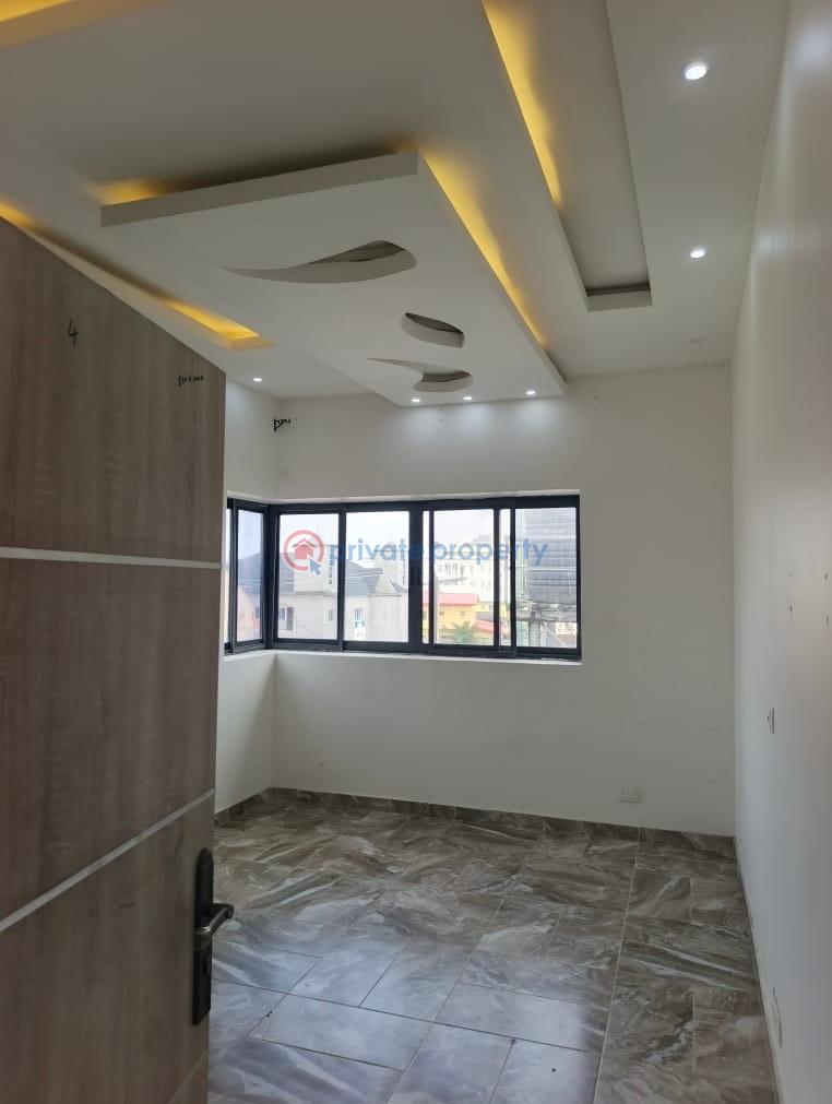 3 bedroom Flat & Apartment For Rent Conservation Road Lekki Phase 2 Lagos - 5