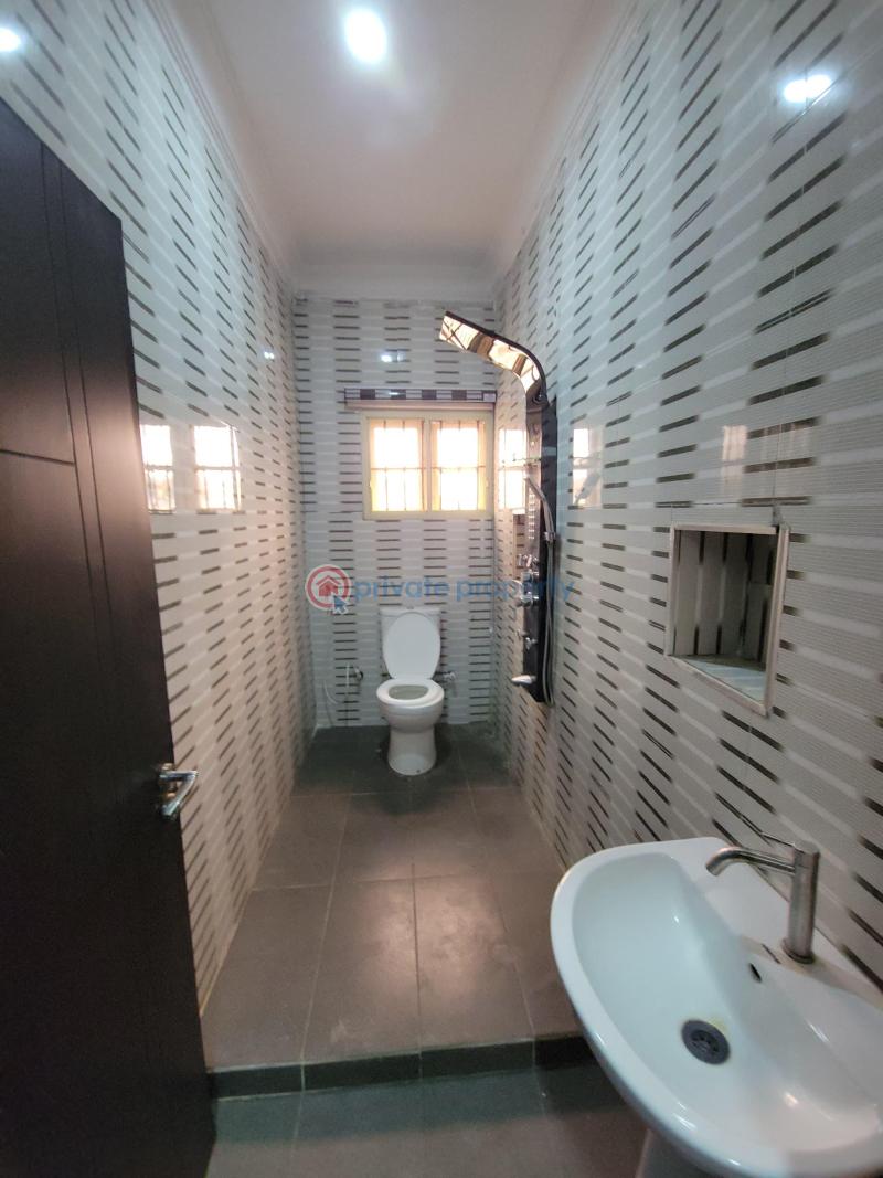 3 bedroom Block Of Flats For Rent Ogo Oluwa Estate, Opp. Kolapo Ishola Estate Gra, Akobo, Ibadan Akobo Ibadan Oyo - 6