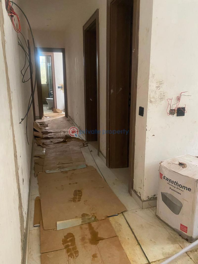 3 bedroom Block Of Flats For Sale 63, Oduduwa Crescent Ikeja Lagos - 3