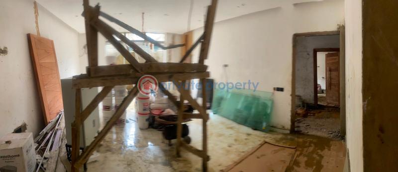 3 bedroom Block Of Flats For Sale 63, Oduduwa Crescent Ikeja Lagos - 2