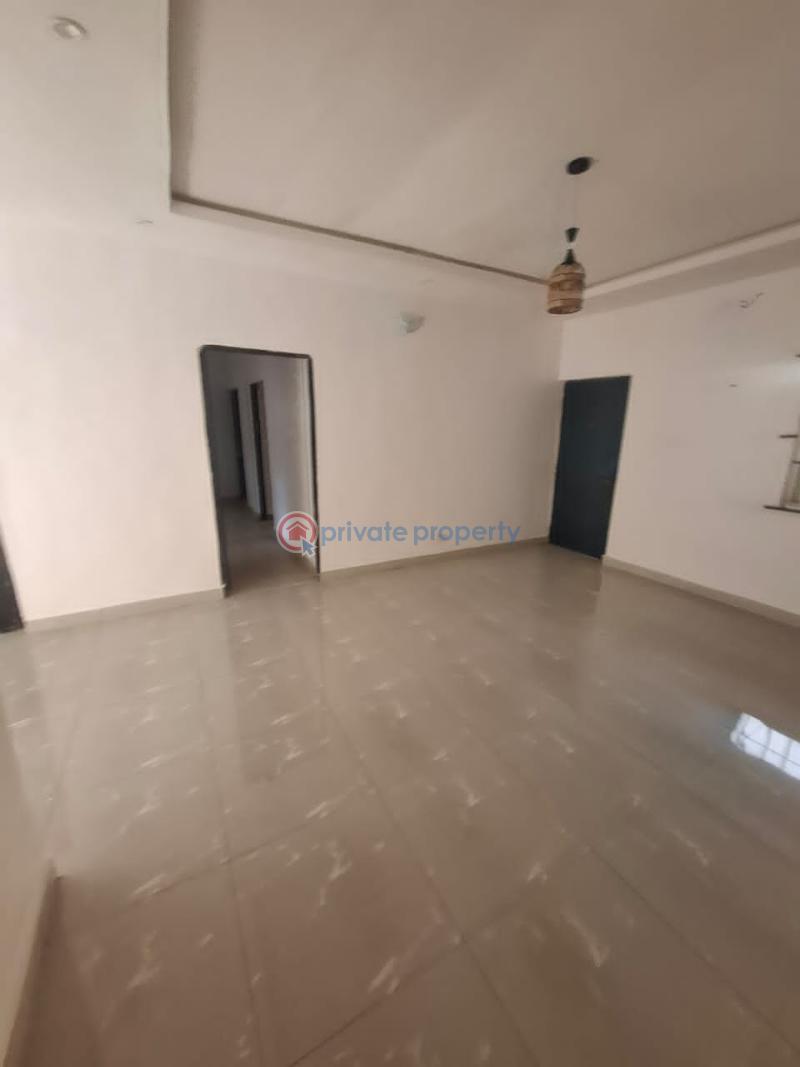 3 bedroom Block Of Flats For Rent Airport Road Mafoluku Oshodi Lagos - 0