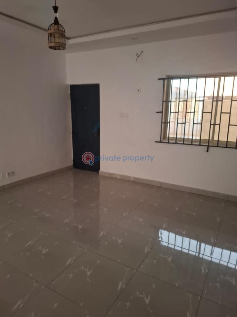 3 bedroom Block Of Flats For Rent Airport Road Mafoluku Oshodi Lagos - 3