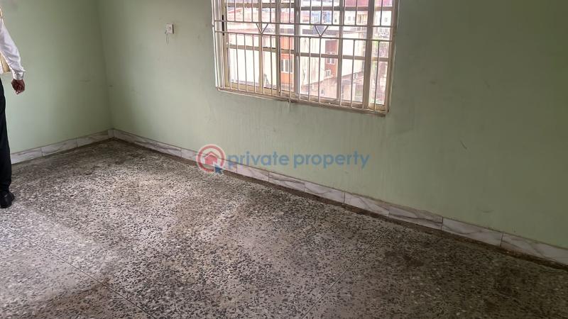3 bedroom Block Of Flats For Rent Awuse Estate Opebi Ikeja Lagos - 5