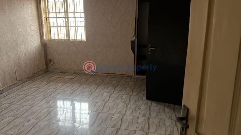 3 bedroom Block Of Flats For Rent Awuse Estate Opebi Ikeja Lagos - 4
